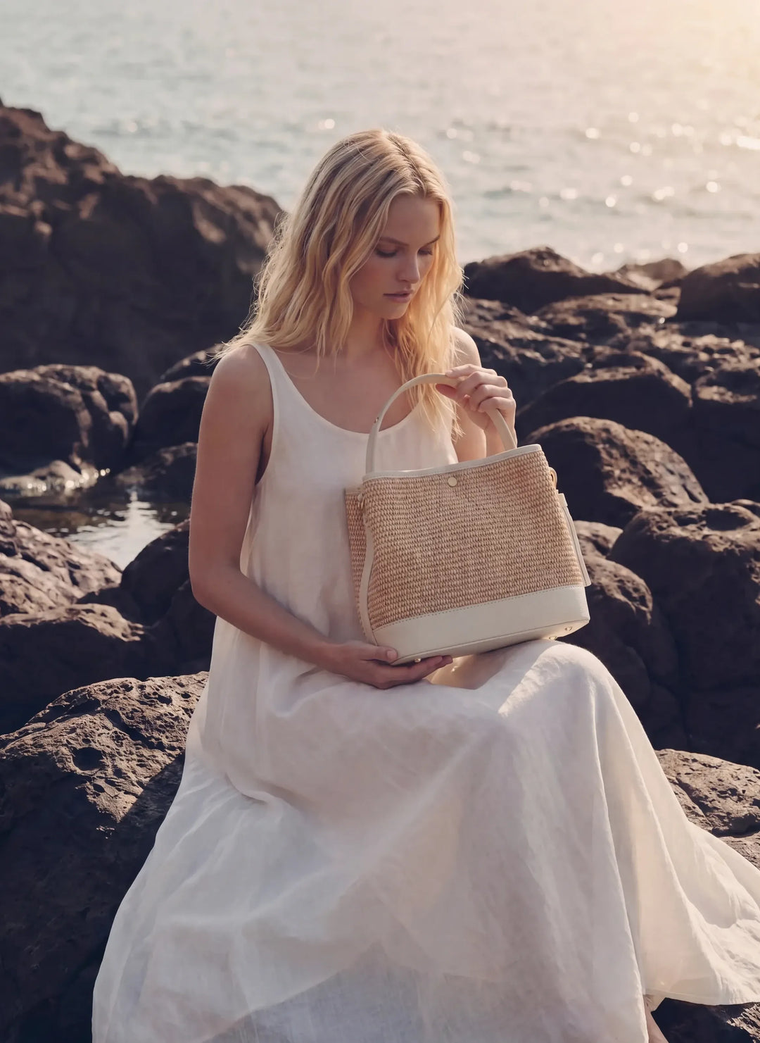 Sac Kendy en cuir et en raphia blanc